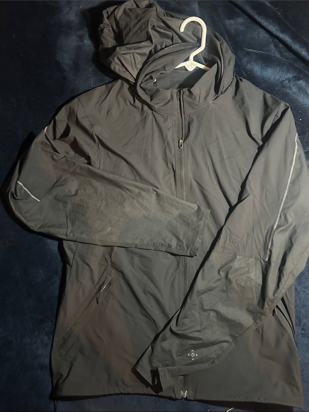 lululemon athletica Men's Black Windbreaker Jacket with Hood